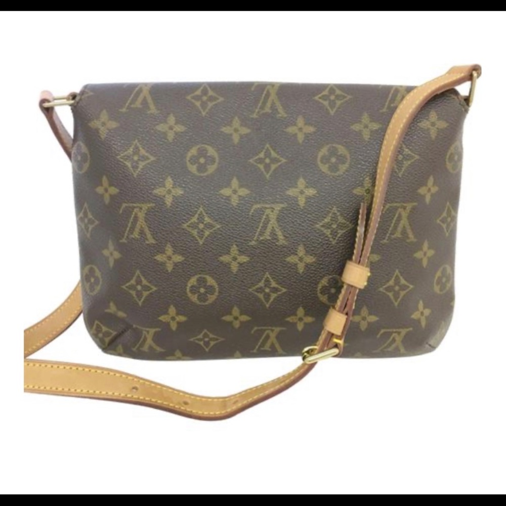 Louis Vuitton shoulder bag